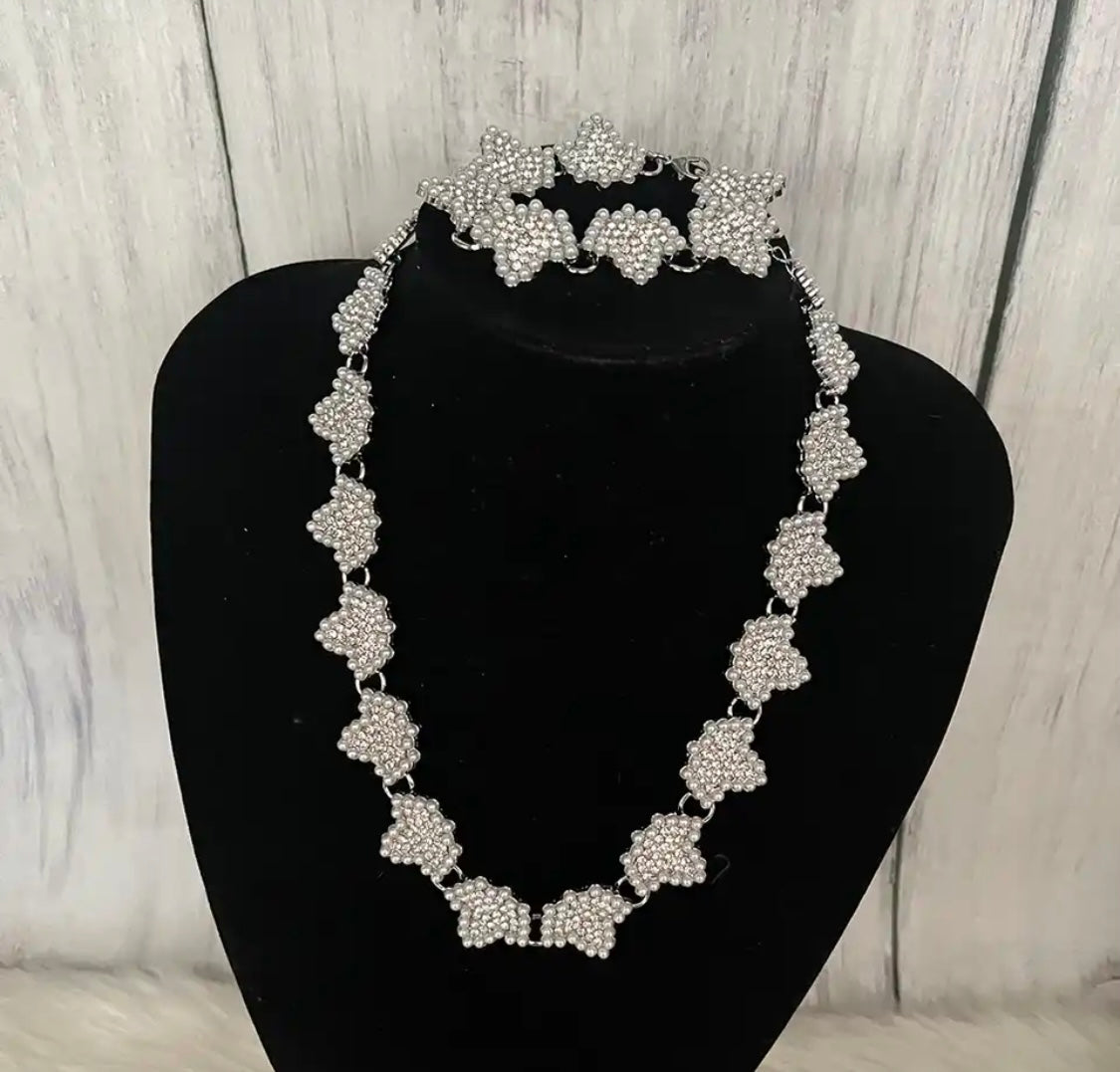 AKA, Alpha Kappa Alpha, Ivy Leaves With Bling And Pearls Necklace/Bracelet Set or Individual, Pouch