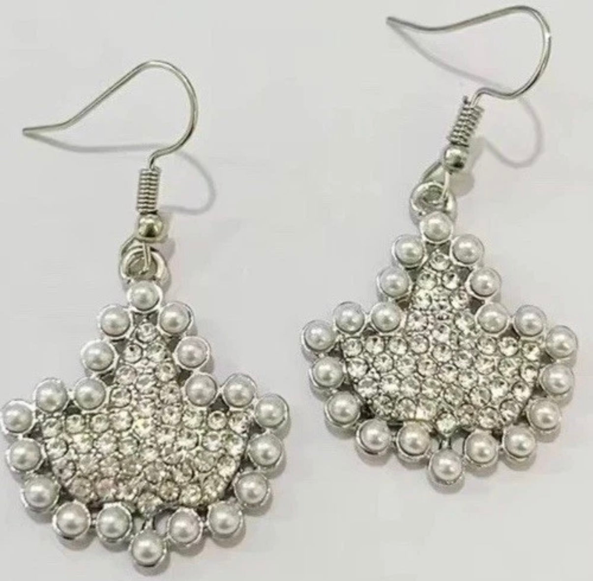 AKA, Alpha Kappa Alpha, Ivy Leaves With Bling Earrings, Pouch
