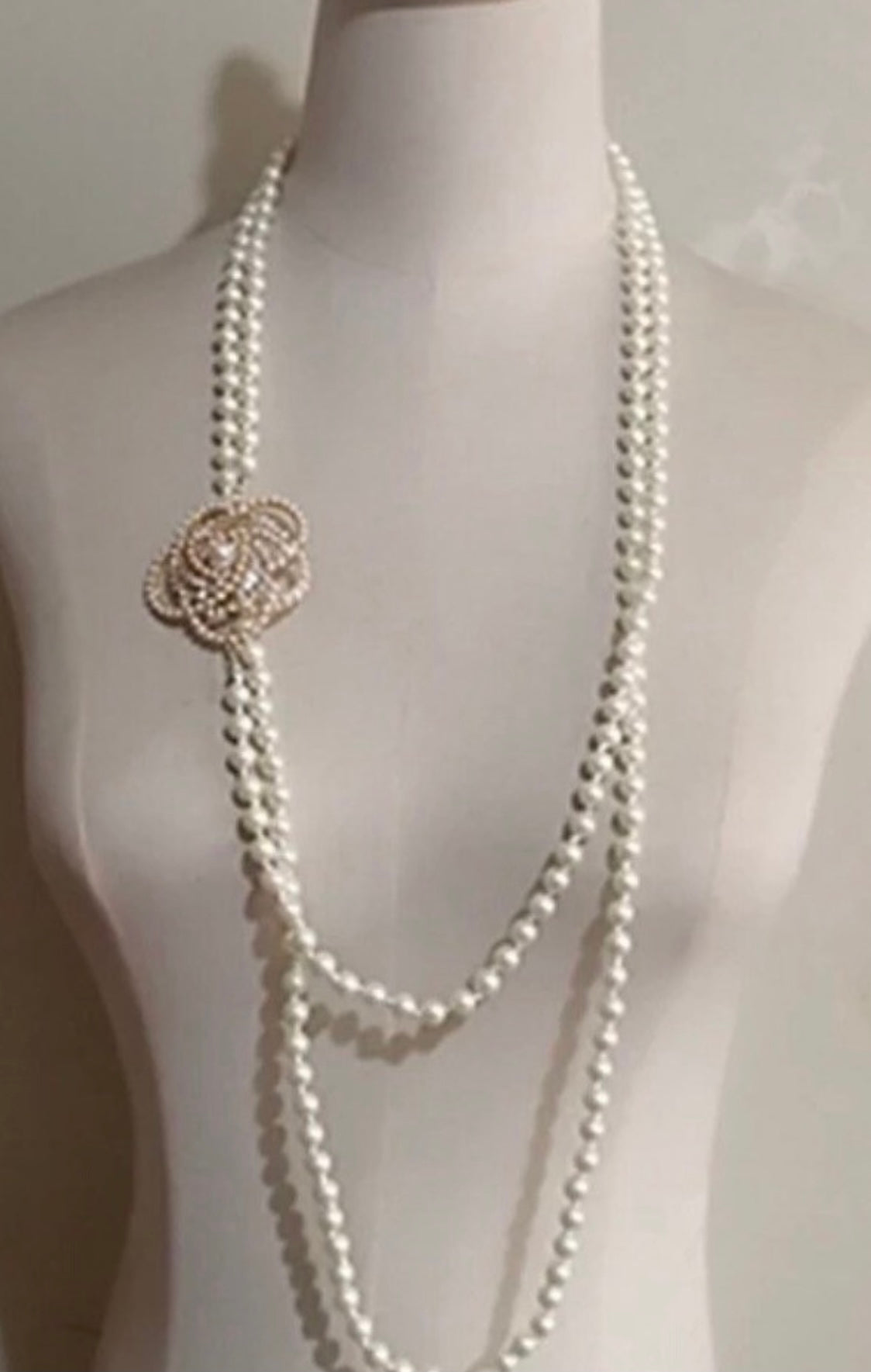 Multi-functional Pearl Necklace with Keepsake Pouch