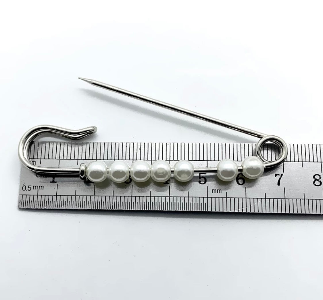 DST Pin with Pearls
