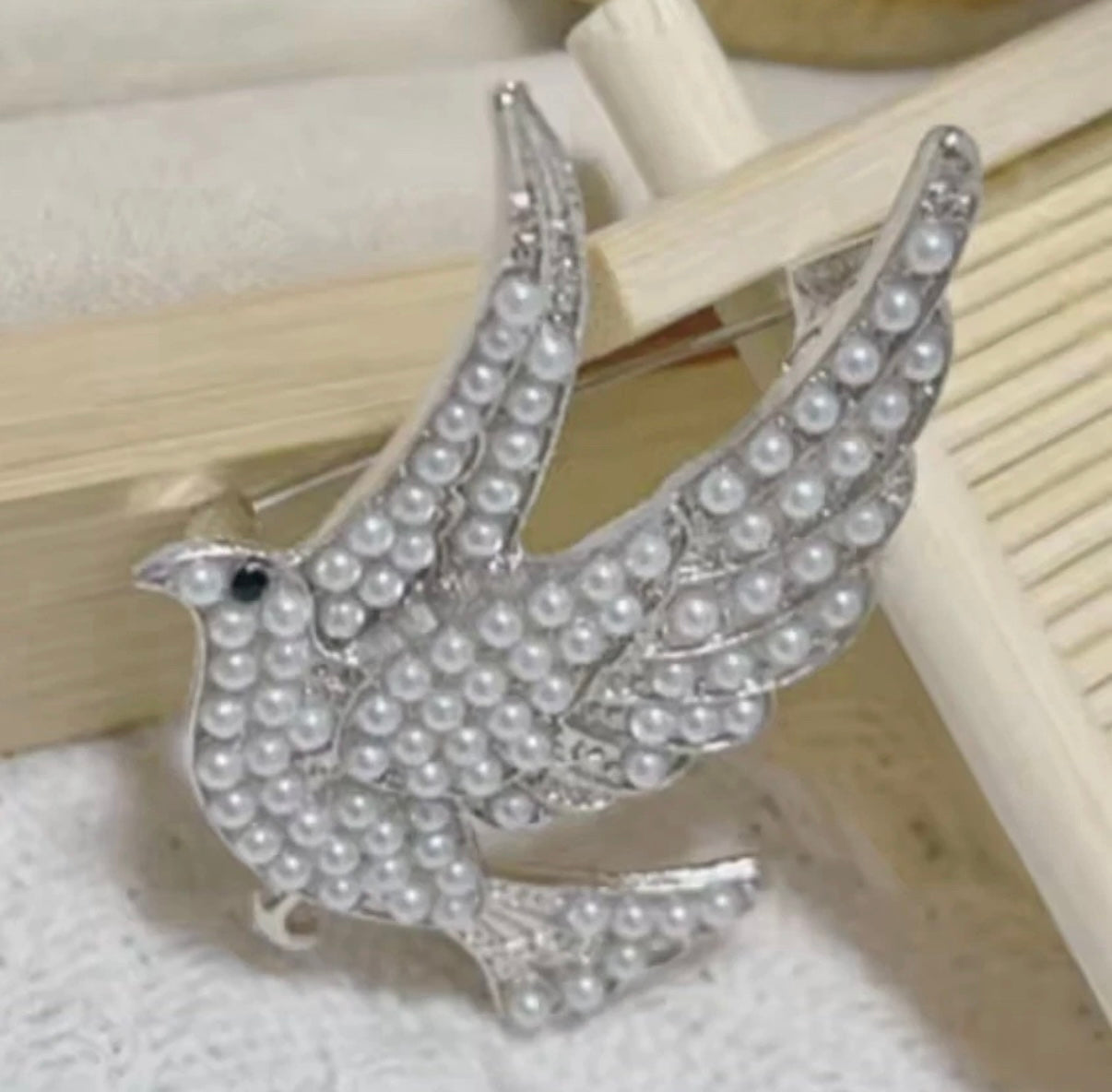 ZPB, Zeta Phi Beta, Zeta Phi Beta Dove With Pearls Brooch, With Keepsake Pouch