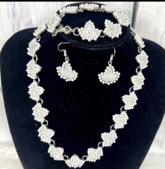 AKA, Alpha Kappa Alpha, Ivy Leaves With Bling And Pearls Necklace/Bracelet/Earrings Set or Individual, Pouch